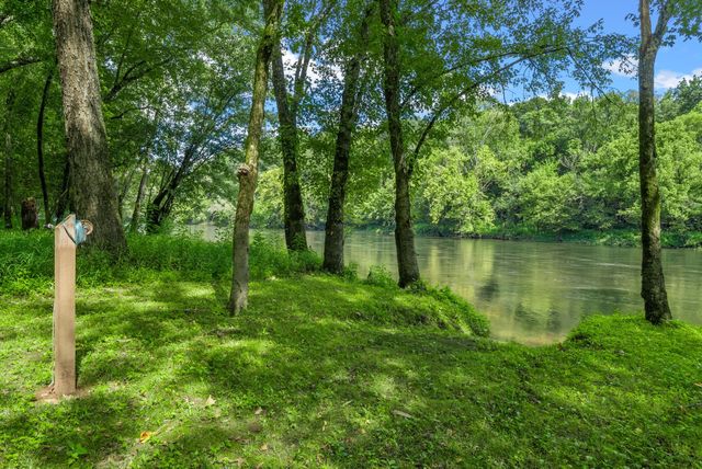 84 Judd Ln, Lancaster, TN 38569
