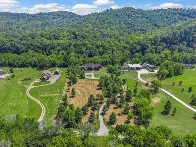 84 Judd Ln, Lancaster, TN 38569
