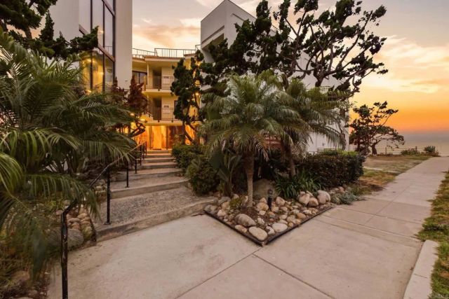 4909 Orchard Avenue 204, San Diego, CA 92017