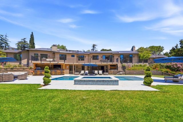 25600 Burke Lane, Los Altos Hills, CA 94022