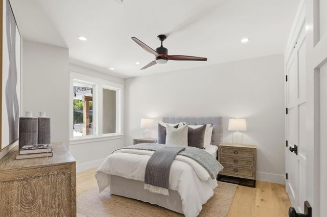 25600 Burke Lane, Los Altos Hills, CA 94022