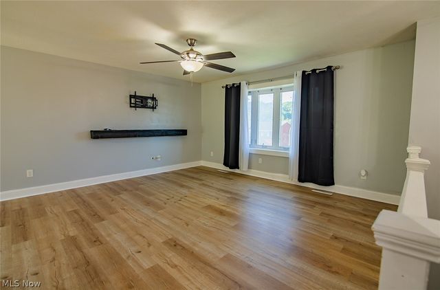 171 Pahlhurst Plz, Parkersburg, WV 26101