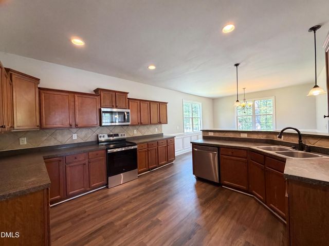 858 Omaha Drive, Broadway, NC 27505