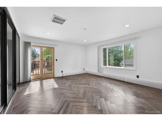 301 S Poplar St, Denver, CO 80224