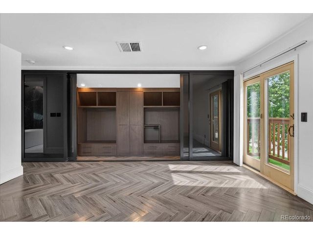 301 S Poplar St, Denver, CO 80224