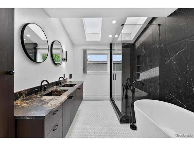 301 S Poplar St, Denver, CO 80224