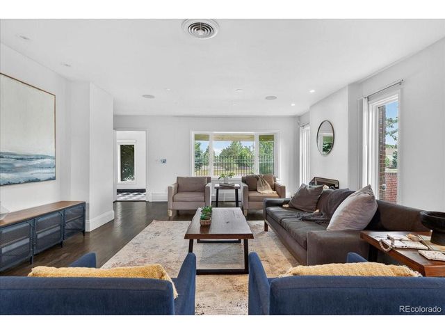 301 S Poplar St, Denver, CO 80224