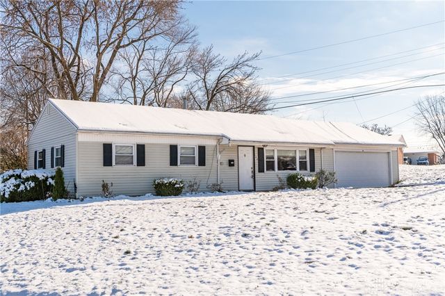 104 E Garland Avenue, Fairborn, OH 45324