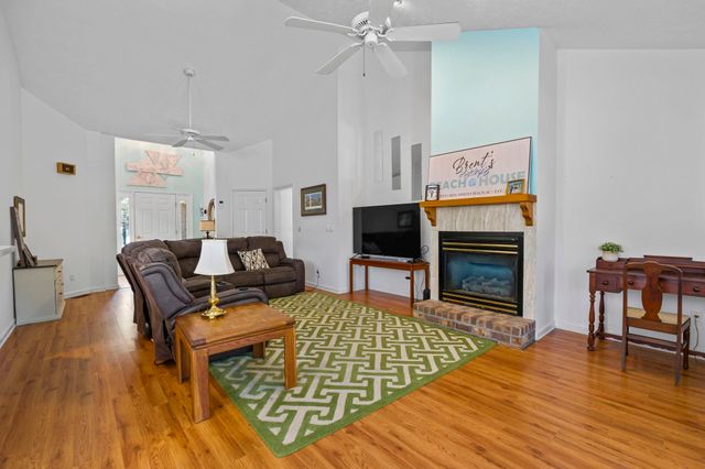 2110 N Berwick Dr., Myrtle Beach, SC 29575