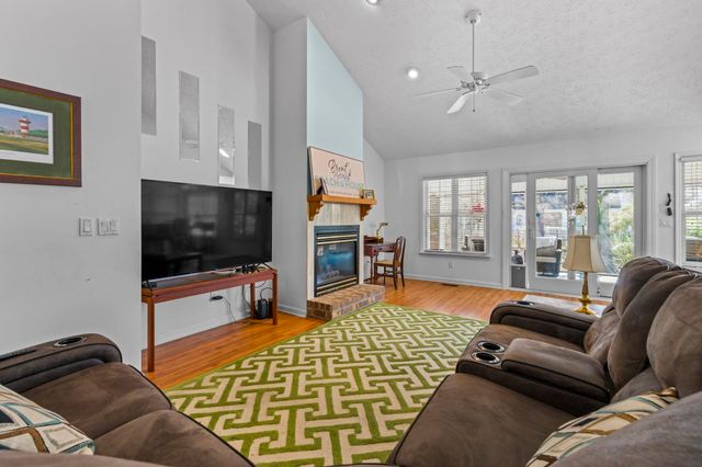 2110 N Berwick Dr., Myrtle Beach, SC 29575