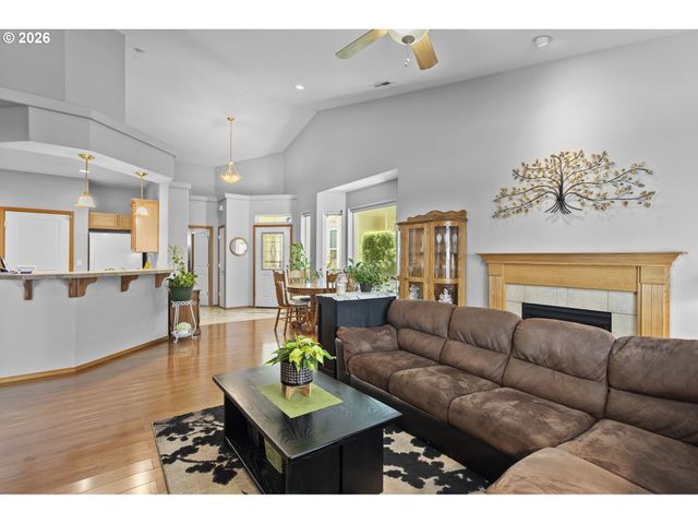 8008 Ne 21ST Way, Vancouver, WA 98664