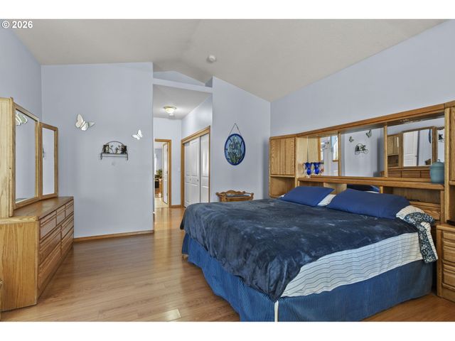 8008 Ne 21ST Way, Vancouver, WA 98664