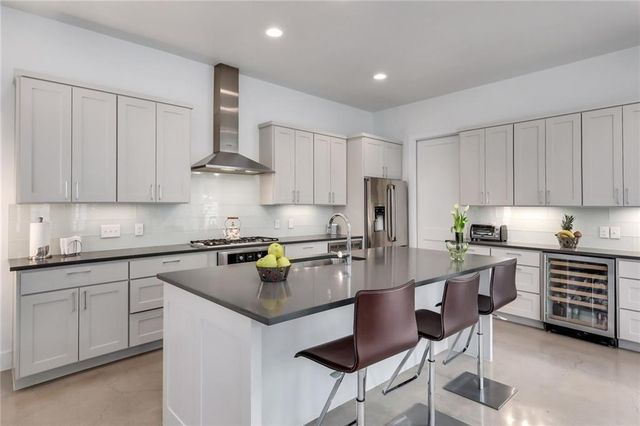 708 W Milton ST A, Austin, TX 78704