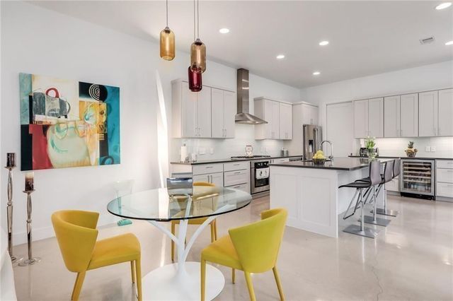 708 W Milton ST A, Austin, TX 78704