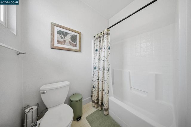 1325 San Lucas Dr, Pittsburg, CA 94565
