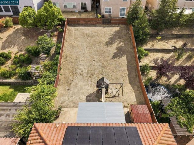1325 San Lucas Dr, Pittsburg, CA 94565