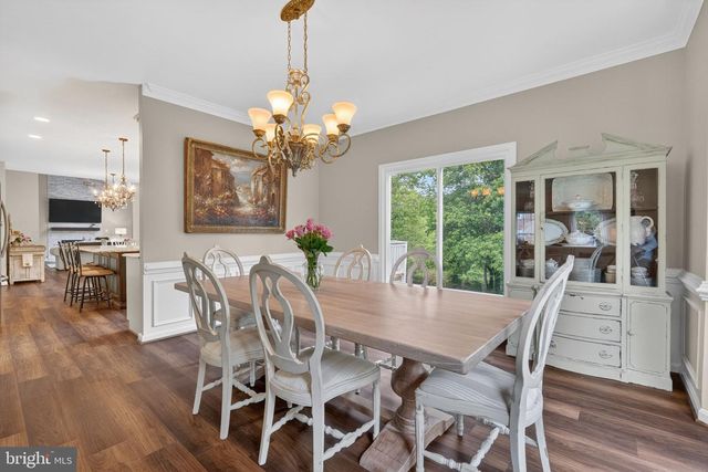 5126 MYRTLE LEAF DR, Fairfax, VA 22030