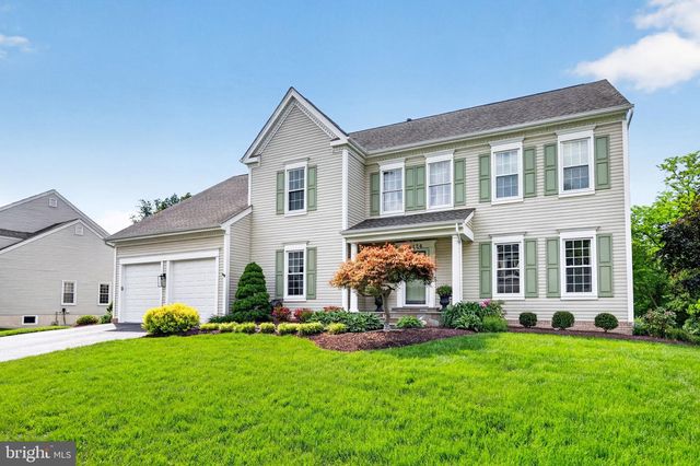 5126 MYRTLE LEAF DR, Fairfax, VA 22030