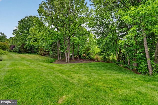 5126 MYRTLE LEAF DR, Fairfax, VA 22030