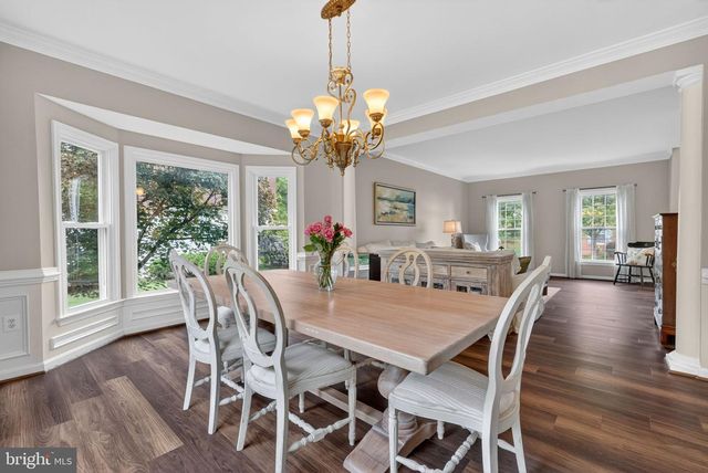 5126 MYRTLE LEAF DR, Fairfax, VA 22030