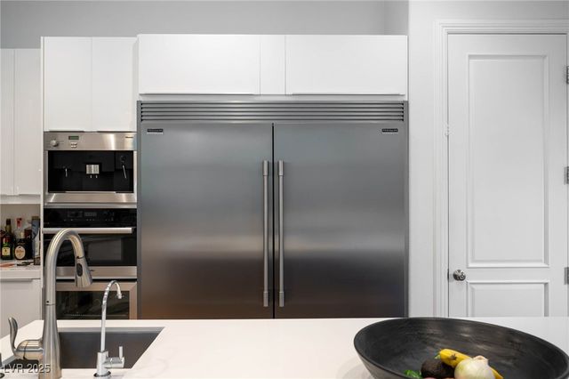 9312 Canyon Classic Drive, Las Vegas, NV 89144