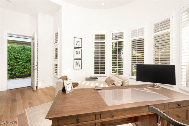 9312 Canyon Classic Drive, Las Vegas, NV 89144