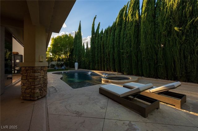 9312 Canyon Classic Drive, Las Vegas, NV 89144