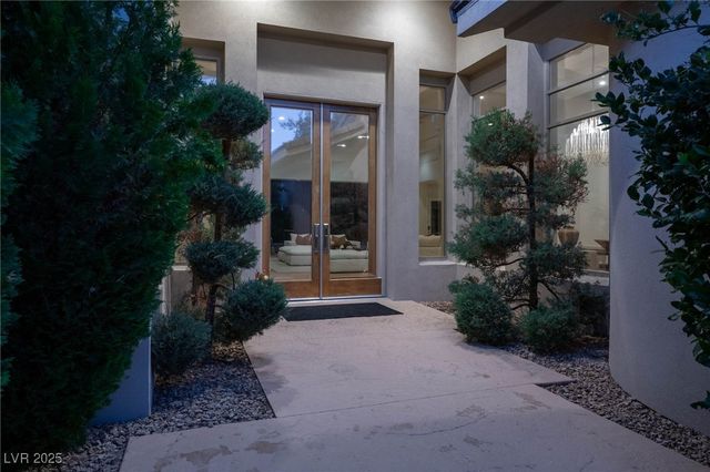 9312 Canyon Classic Drive, Las Vegas, NV 89144