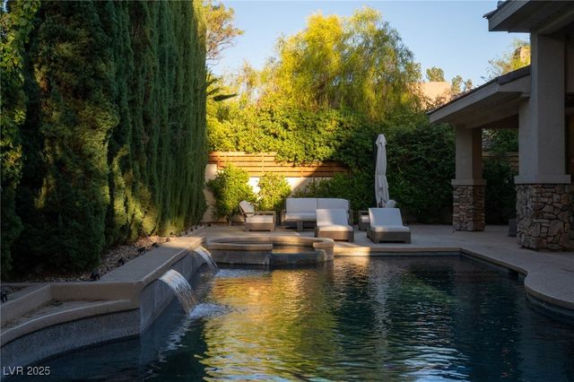 9312 Canyon Classic Drive, Las Vegas, NV 89144