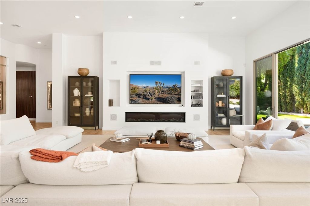 9312 Canyon Classic Drive, Las Vegas, NV 89144