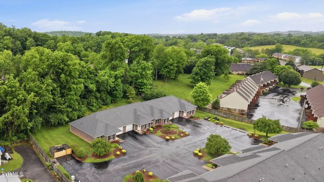 2425 East Lakeview Drive Apt 5, Johnson City, TN 37601