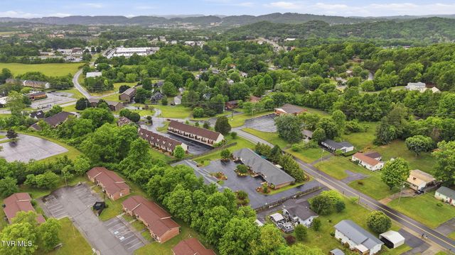 2425 East Lakeview Drive Apt 5, Johnson City, TN 37601