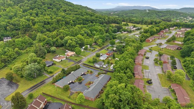 2425 East Lakeview Drive Apt 5, Johnson City, TN 37601