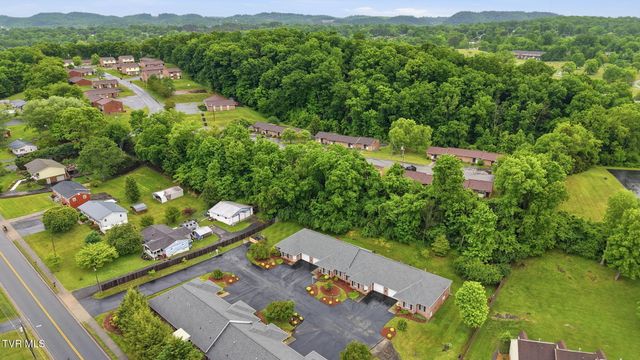 2425 East Lakeview Drive Apt 5, Johnson City, TN 37601