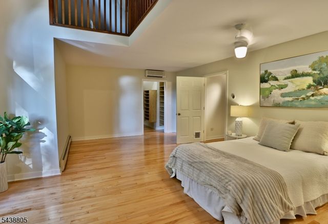 4 Deerwood Dr, Union Twp., NJ 08809