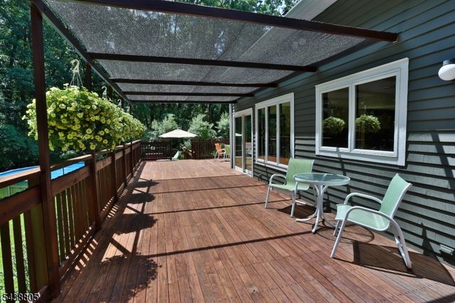 4 Deerwood Dr, Union Twp., NJ 08809