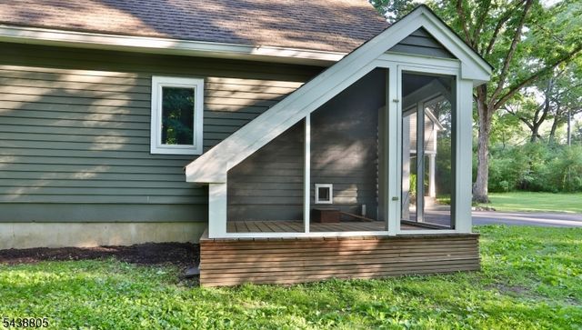 4 Deerwood Dr, Union Twp., NJ 08809