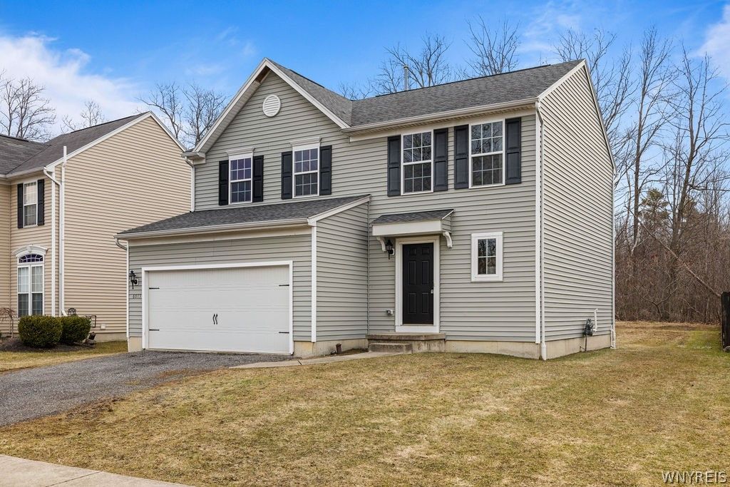 6083 Woodford Drive, Hamburg, NY 14085