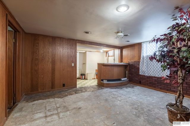 2119 Evans Street, Omaha, NE 68110