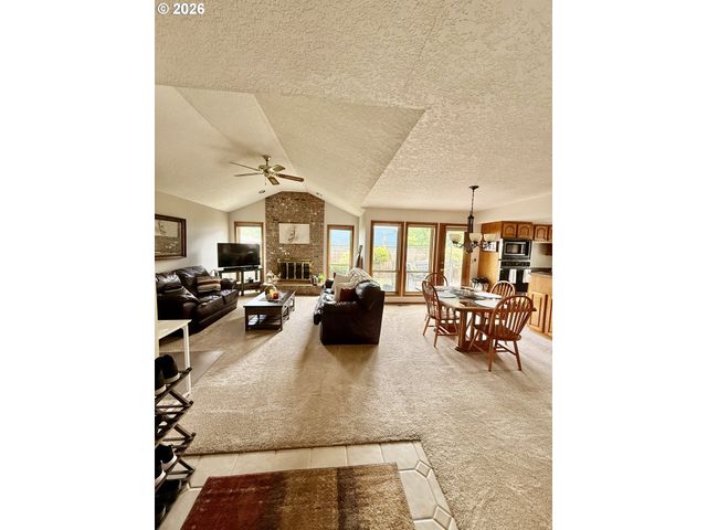 12410 Se 43RD Ave, Milwaukie, OR 97222