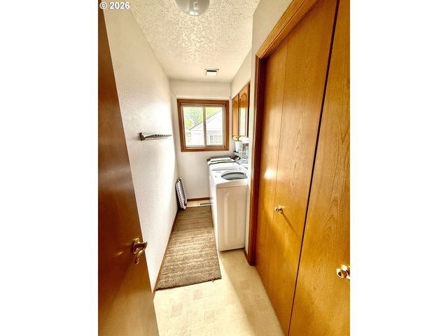 12410 Se 43RD Ave, Milwaukie, OR 97222