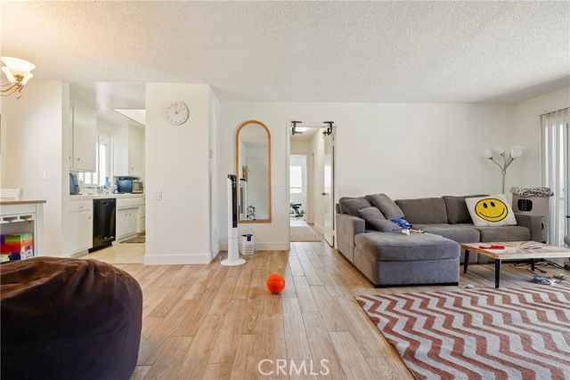 1925 Gates, Redondo Beach, CA 90278