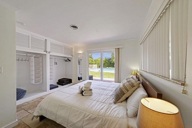 332 NW 26th Court, Wilton Manors, FL 33311