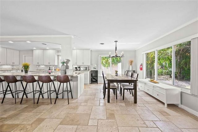 332 NW 26th Court, Wilton Manors, FL 33311