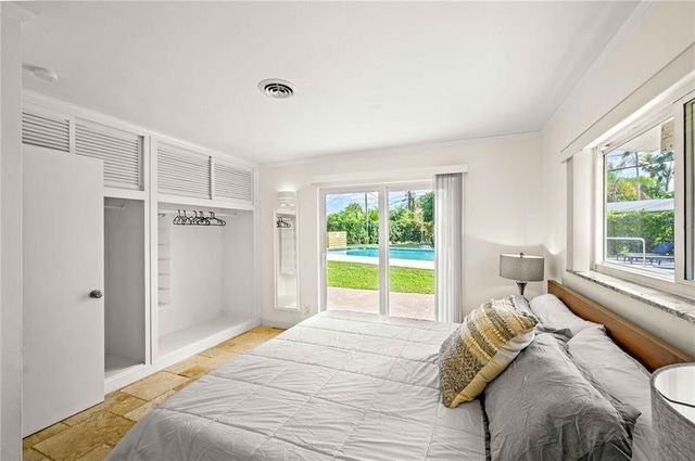 332 NW 26th Court, Wilton Manors, FL 33311