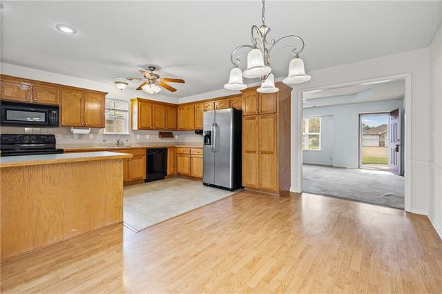 1016 Bristol Drive, Raymore, MO 64083