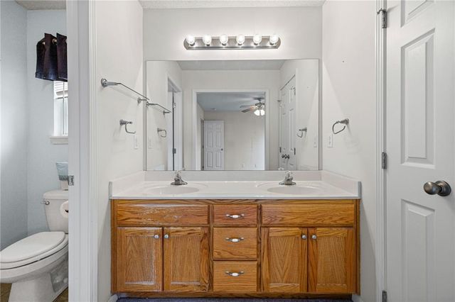 1016 Bristol Drive, Raymore, MO 64083