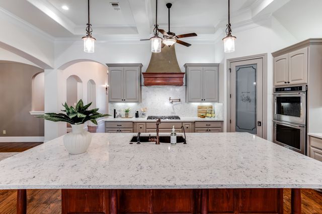 3524 Abes Landing Drive, Granbury, TX 76049