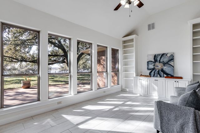 3524 Abes Landing Drive, Granbury, TX 76049