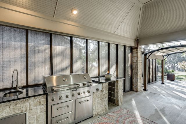 3524 Abes Landing Drive, Granbury, TX 76049